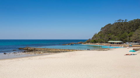 Debra Court 11 - New South Wales Tourism  2