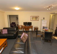 Debs Apartment MtsBay - New South Wales Tourism 
