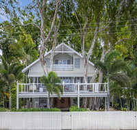 Decked Out By The Sea - New South Wales Tourism 