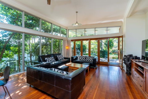 Decked Out For A Fantastic Holiday - Winnett St, Woorim (Upstairs Only) - New South Wales Tourism  1