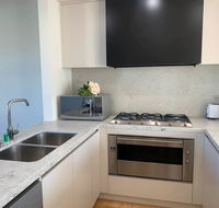 Delicate and Peaceful Bundoora Townhouse 10 - New South Wales Tourism 