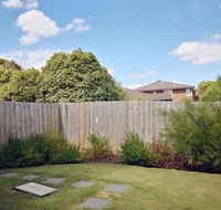 Delicate and Peaceful Bundoora Townhouse 20-R2 - New South Wales Tourism 