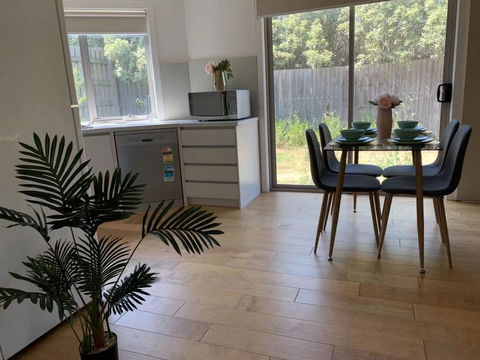 Delicate And Peaceful Bundoora Townhouse 20-R3 - New South Wales Tourism  2
