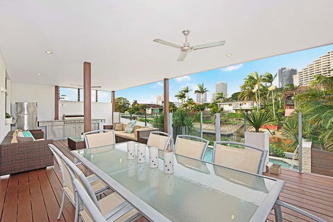 Deluxe On Water - New South Wales Tourism  2