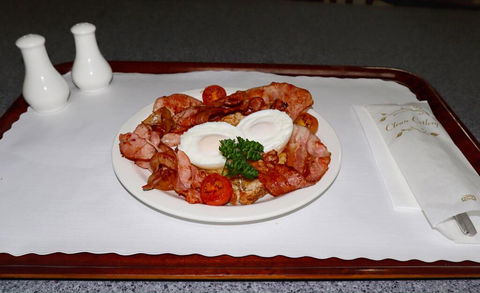 Deniliquin Country Club Motor Inn - New South Wales Tourism  3