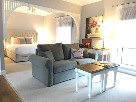 Diamondvale B&B Cottages Stanthorpe - New South Wales Tourism  1
