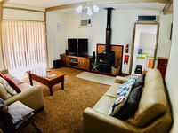 Book Mudgee Accommodation Vacations New South Wales Tourism New South Wales Tourism 