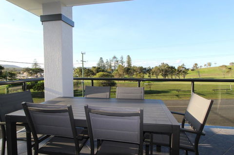 Dolphin Court 1, 1 Gowing Street - New South Wales Tourism  3