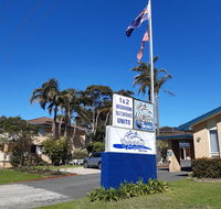 Dolphins of Mollymook Motel and Fifth Green Apartments - New South Wales Tourism 