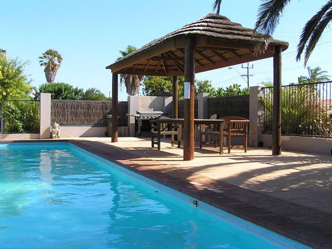 Dongara Old Mill Motel - New South Wales Tourism  1