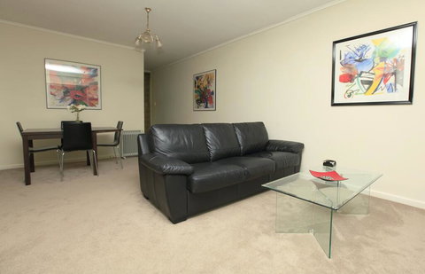 Downstairs In Hawthorn - New South Wales Tourism  2