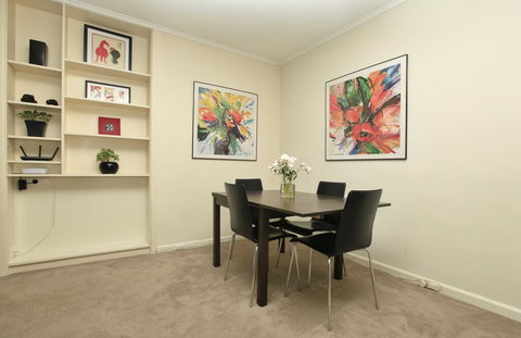 Downstairs In Hawthorn - New South Wales Tourism  1