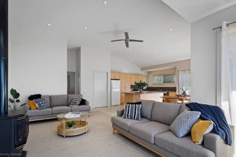 DRIFTWOOD VILLA - Free Wifi, Walk To Beach - New South Wales Tourism  1