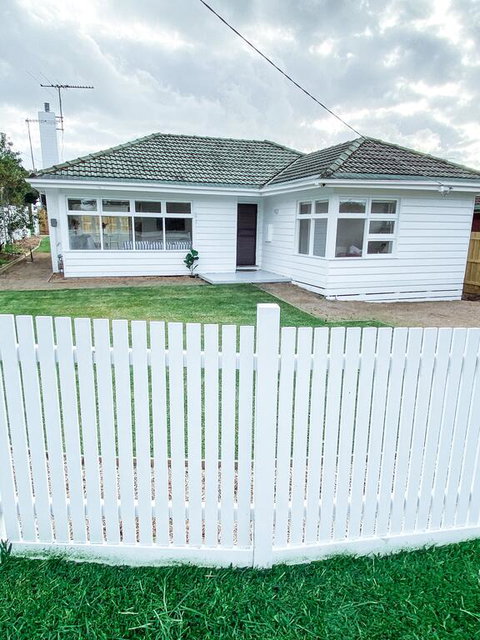 Dromana Beach House - New South Wales Tourism  3