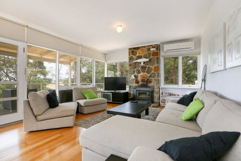 DROMANA BEACH SHACK... - New South Wales Tourism  3