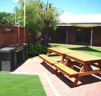 Dunsborough Inn Backpackers - New South Wales Tourism 