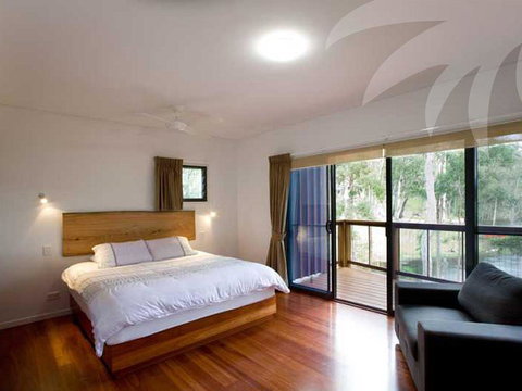 Dux Nutz - New South Wales Tourism  3