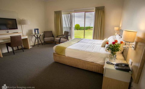 Eagle Heights Mountain Resort - New South Wales Tourism  0