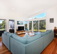 Eagleview - Pet Friendly - 4 Min Walk to Beach - New South Wales Tourism 