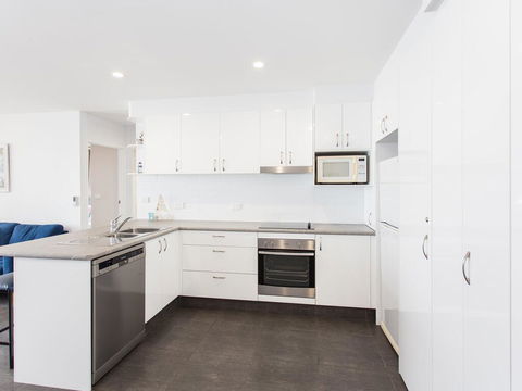 Ebbtide 22 - New South Wales Tourism  2