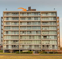 Ebbtide 38 - On The Beach - New South Wales Tourism 
