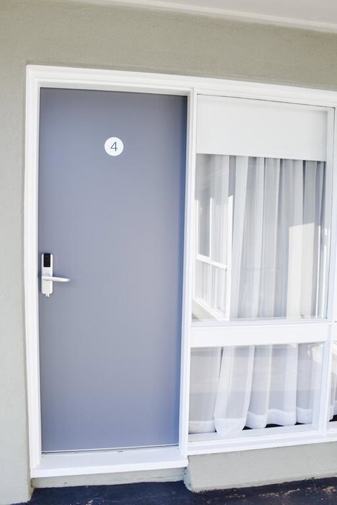 Eight Spence - New South Wales Tourism  3