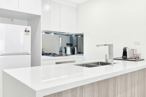 Elegant 2 Bedrooms Terrace With Premium Condition - New South Wales Tourism  2