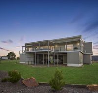 Elevation - Waterviews in Newlands Arm - New South Wales Tourism 