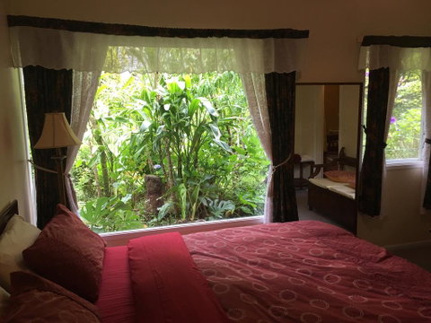 English Gardens - Garden Cottage - New South Wales Tourism  2