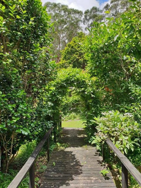 English Gardens - Garden Cottage - New South Wales Tourism  0