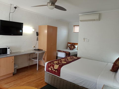 Espana Motel - New South Wales Tourism  2