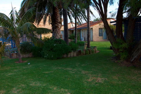 Esperance Beachfront Resort - New South Wales Tourism  2