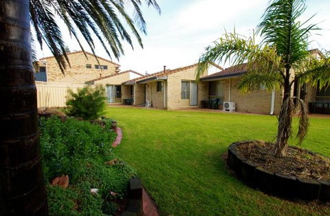 Esperance Beachfront Resort - New South Wales Tourism  0