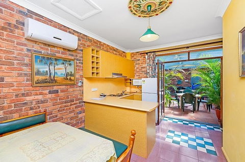 Ettalong Beach Tourist Resort - New South Wales Tourism  2