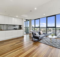 Executive City-centre Apartment with Parking - New South Wales Tourism 