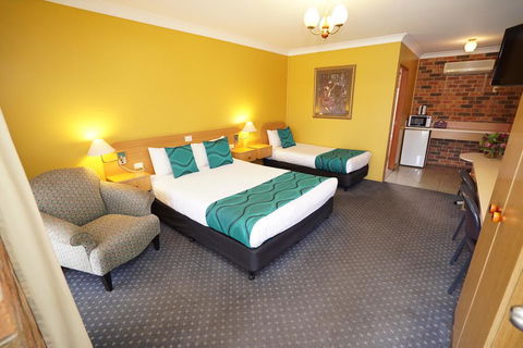 Exies Bagtown - New South Wales Tourism  2