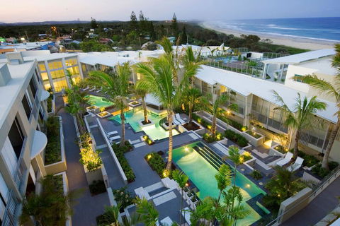 EXTRA LARGE 2 Bed Apartment - 3 Pools And Spa - Mountain View - BEACHFRONT LOCATION CABARITA BEACH - New South Wales Tourism  2