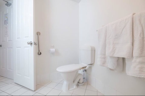 Fabulous Kangaroo Point 3 Bedroom Apartment - New South Wales Tourism  2