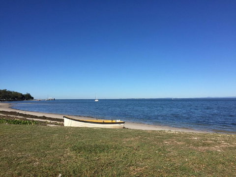 Fabulous Location - Ground Floor Waterfront Unit! Clearview Apartments - New South Wales Tourism  2
