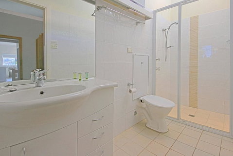 Fairwater In Mollymook - New South Wales Tourism  0