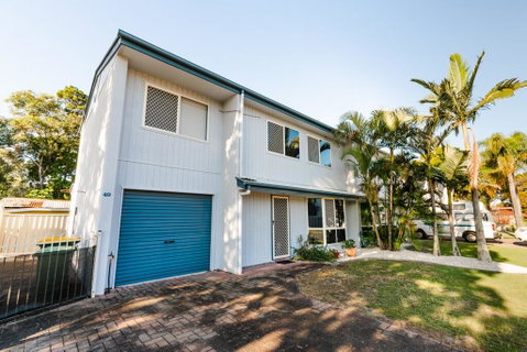 Family Getaway Close To Beach And Restaurants - New South Wales Tourism  0