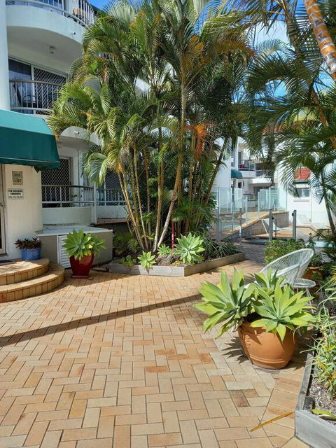 Family Oasis @ Broadbeach - New South Wales Tourism  1