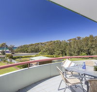 Fathoms 17 - Mollymook ALL LINEN PROVIDED