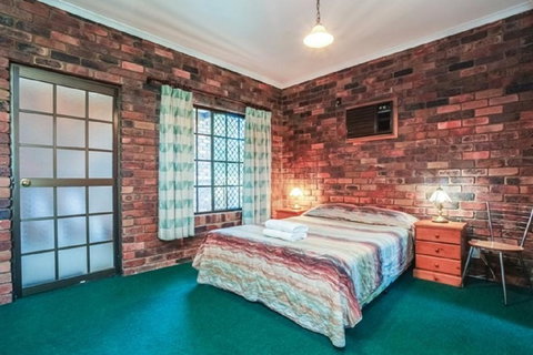 Fernvale Hotel Motel - New South Wales Tourism  2