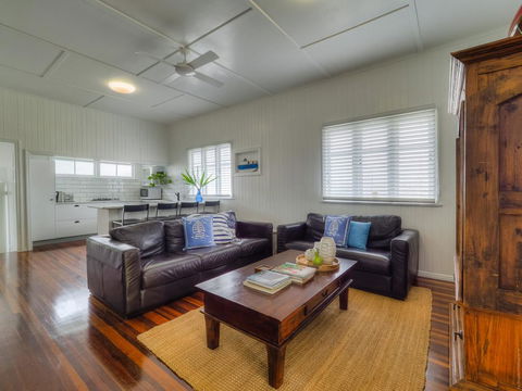 Fisherman's Cottage Hervey Bay - New South Wales Tourism  0