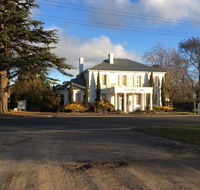 Fitzpatricks Inn - New South Wales Tourism 