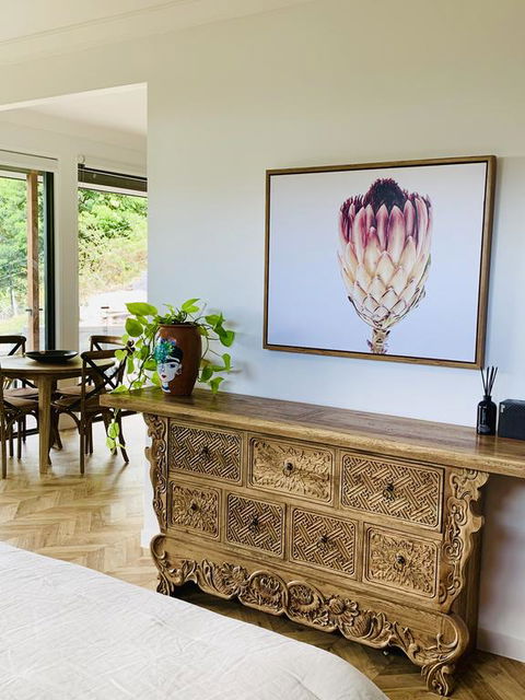 Fletchers Ridge Brand New Luxury Guest House - New South Wales Tourism  3