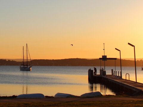 Flexi 2 At Belmont - New South Wales Tourism  1