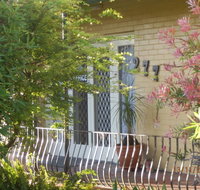 Flying Spur Motel - New South Wales Tourism 