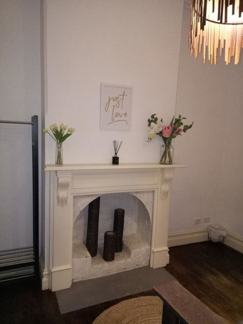 FUNKY COTTAGE - New South Wales Tourism  1